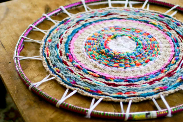 diy gula hoop rug for mothers day gift from kids 