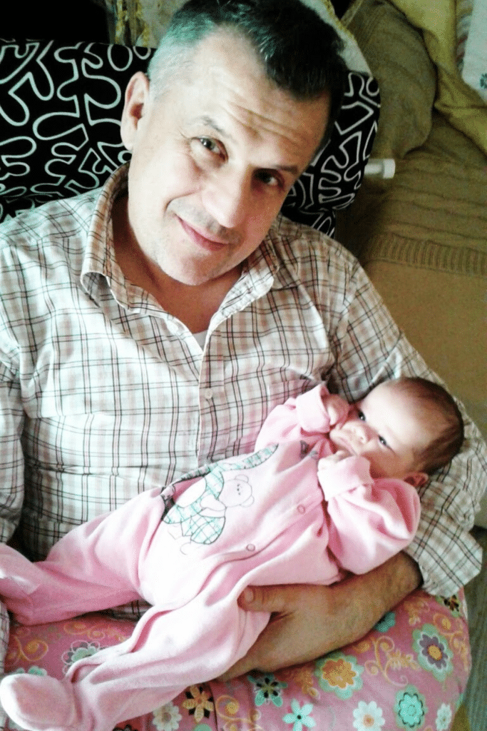 How to Use a Boppy Pillow: From Newborn to Toddler Age 15 boppy pillow bottle feeding for dads